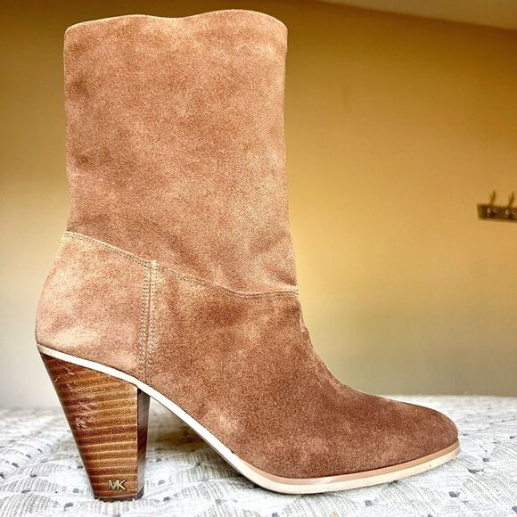 Michael Kors Cognac Brown Suede Mid Calf Pull On Western Boots Women’s 8.5 M - Picture 16 of 16